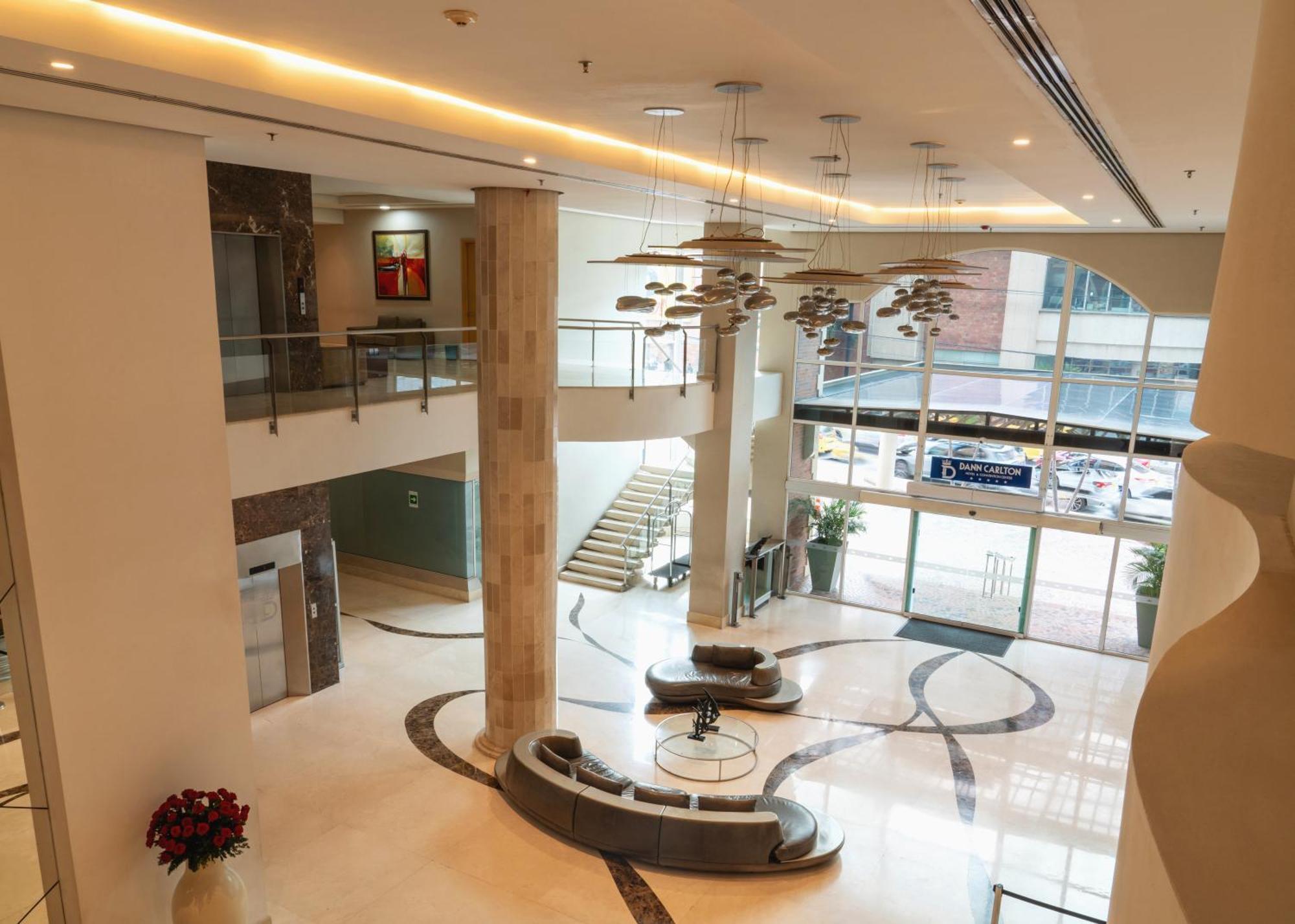 Hotel Dann Carlton Barranquilla Y Centro De Convenciones 외부 사진 The lobby of the hospital
